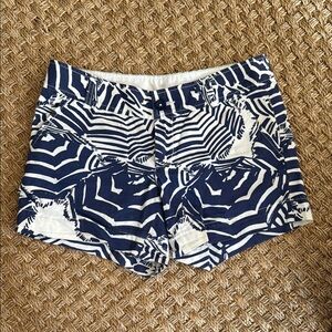 Lilly Pulitzer size 4 Callahan Blue and White shorts